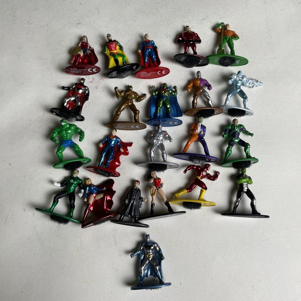 Lot of 22 DC Comics Nano Metalfigs Diecast Minis Wonder Woman Hulk Batman Joker